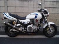 XJR1300のRZ350カラー