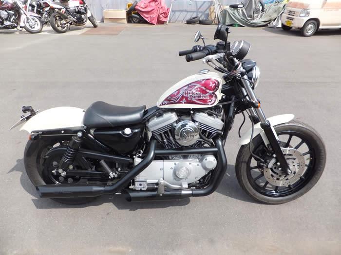 女性オーナー　XL1200　カスタム