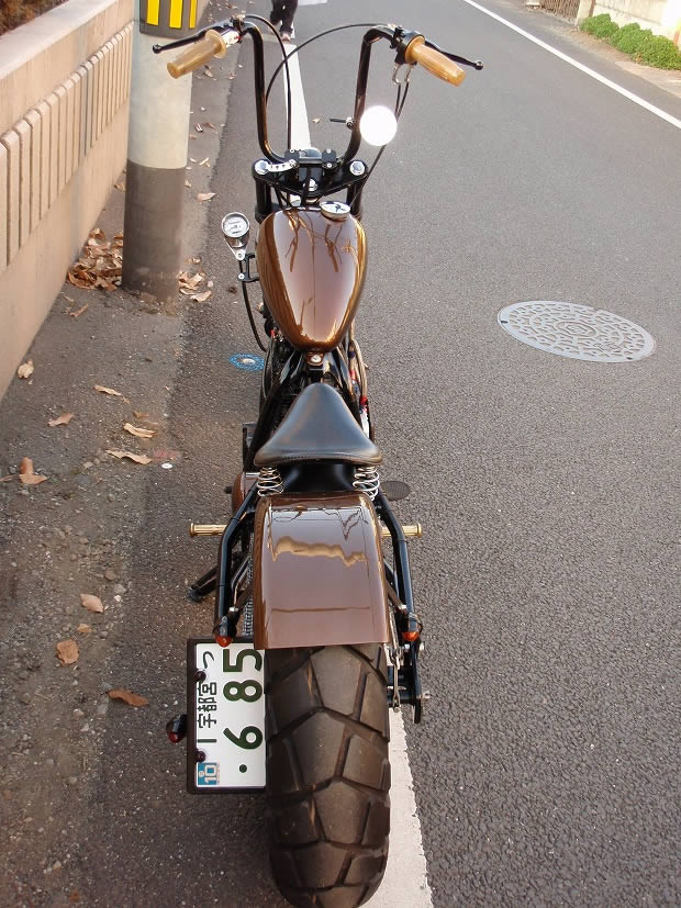 カッパーブラウンメタリック
